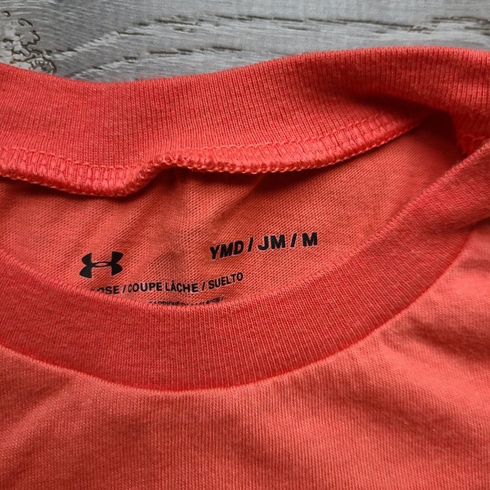 Boys Under Armour Tee - Picture 2 of 3